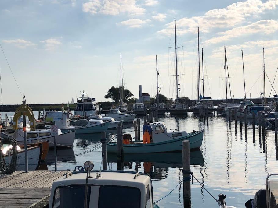 Marstal Skont Fiskerhus. Taet Pa By, Havn Og Havetヴィラ エクステリア 写真
