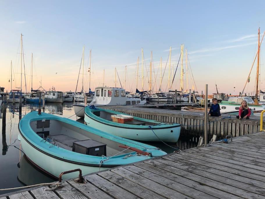 Marstal Skont Fiskerhus. Taet Pa By, Havn Og Havetヴィラ エクステリア 写真